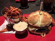 Red Robin America's Gourmet Burgers & Spirits food