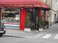 Marrouj outside