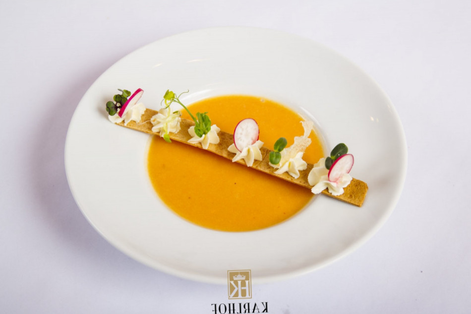 KARLHOF RESTAURANT Mâncare