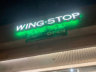 Wingstop inside