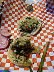 J’s Tacos Beer food