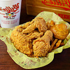 Willie's Chicken Shack food