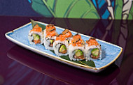 Alma Sushi'n'rolls food