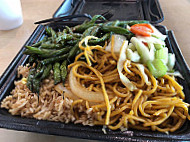 Leeann Chin food