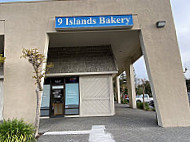 9 Islands Portuguese Bakery Deli outside