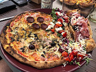 Al Girotondo Pizzeria food