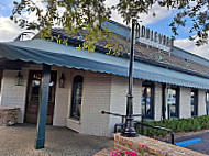 Boulevard American Bistro outside