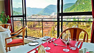 Le Panoramic food