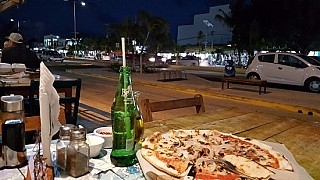 La Nave Pizzeria