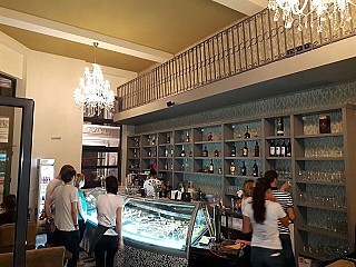 Theodor Caffe