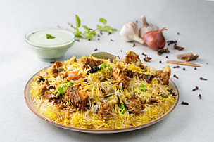 Degchi Biryani