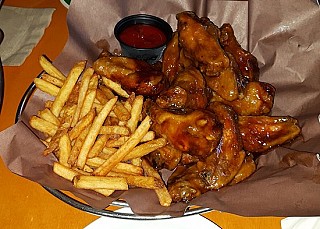 Puck'n Wings