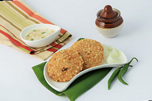 Nam Sabudana Vada