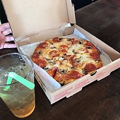 Dino's Pizza