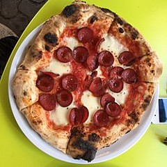 Pizza Montana