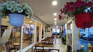 Aris Katerina Taverna Traditional Authentic Cretan Food