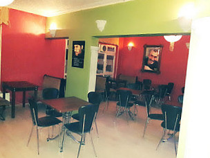 Özgür Cafe