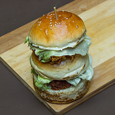 Moz Burger