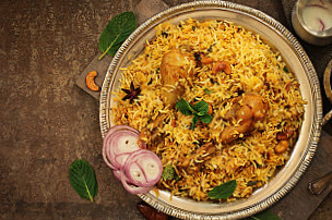 Chennai Thalappakattu Biriyani Fast Foods