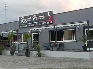 Royal Pizza