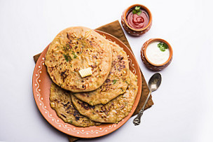 Gajanand Paratha House