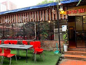 restaurant image