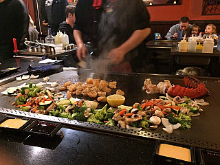 Fujiyama Japanese Steakhouse & Bar