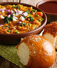 Purane Pandit Pav Bhaji