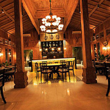 Kayumanis Resto Jimbaran