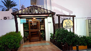 restaurant image