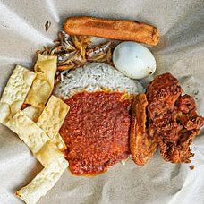 Nasi Lemak Mamu Sempoi