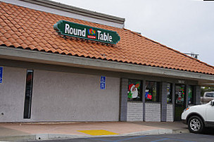 Round Table Pizza