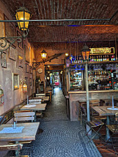 Ulica Krokodyli Pub Cafe