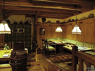 restaurant image