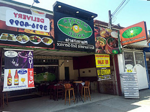restaurant image