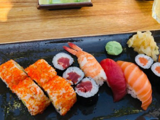 Umami Sushi & Grill