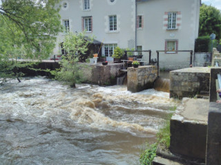 L Auberge Du Moulin