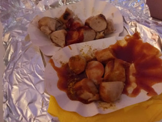 Fritten Und Currywurst