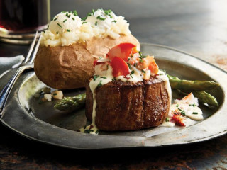 Claim Jumper Steakhouse Buena Park