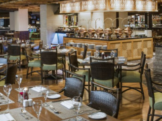 Harry’s Bar And Restaurant Crowne Plaza Dubai Deira