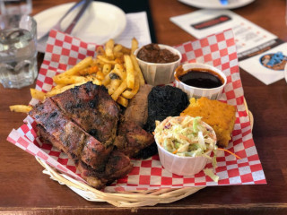 Memphis Blues Barbeque House