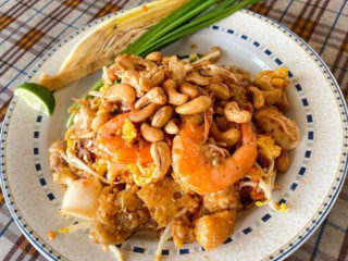 Baan Yai Phad Thai