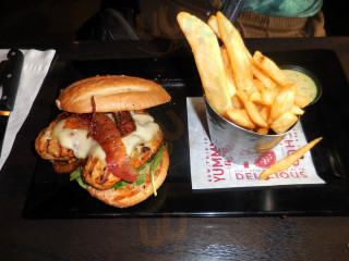 Red Robin