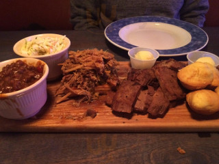 Smokey's BBQ Roadhouse