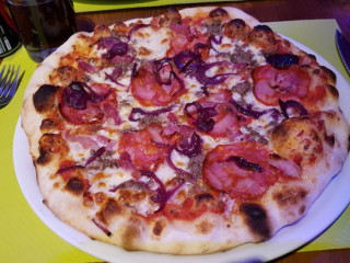 Pizzeria L Aroma