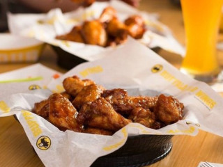 Buffalo Wild Wings Medford