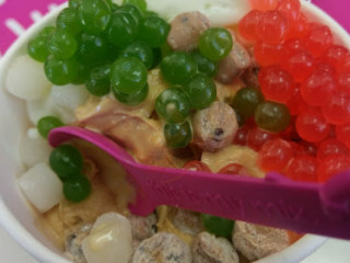 Menchie's Frozen Yogurt