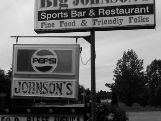 Johnson's Country Tavern