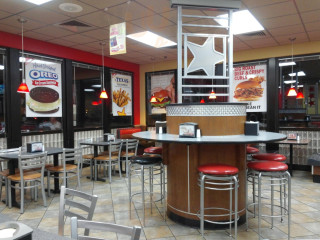 Hardee's