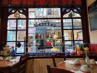 restaurant image
